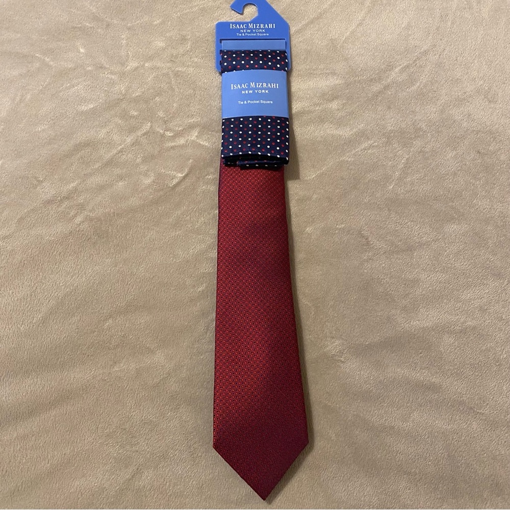Isaac Mizrahi Tie Set with Pocketsquare